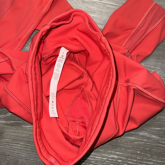 Lululemon train time 25” high rise leggings size 4 - Picture 6 of 7
